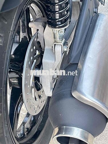 Honda SH150i nhập ý...đăng ký 2011 108 đầu.Trắng
