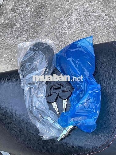 Honda SH150i nhập ý...đăng ký 2011 108 đầu.Trắng