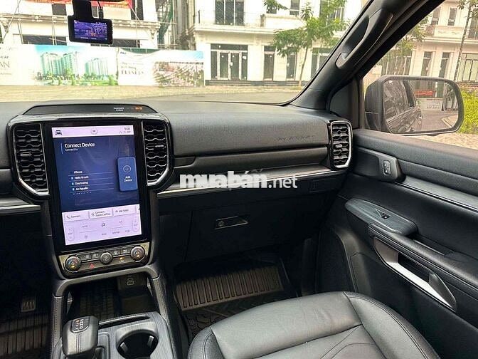 Ford Everest Titanium 2.0L 4x4 AT sản xuất 2022