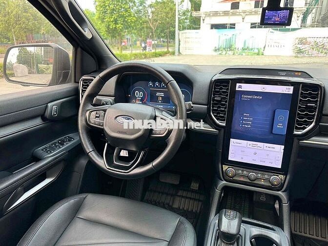 Ford Everest Titanium 2.0L 4x4 AT sản xuất 2022