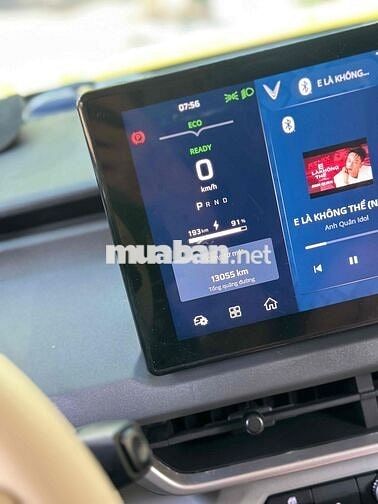 Xe điện VinFast VF3 2025 Vàng