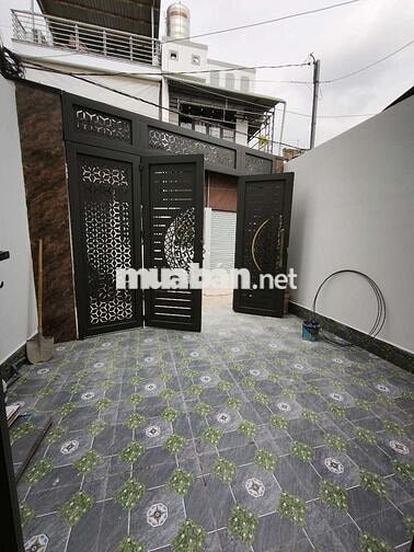 Nhà xây mới hiện đại chính chủ sổ hồng 