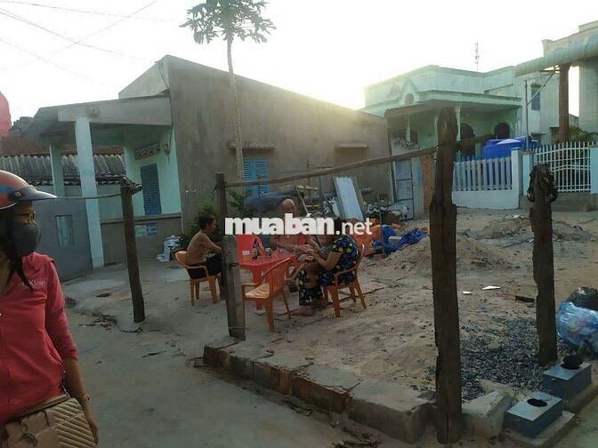 Đất gần chợ bình châu và cảng cá  ấp bến lội 3 mặt tiền hẻm