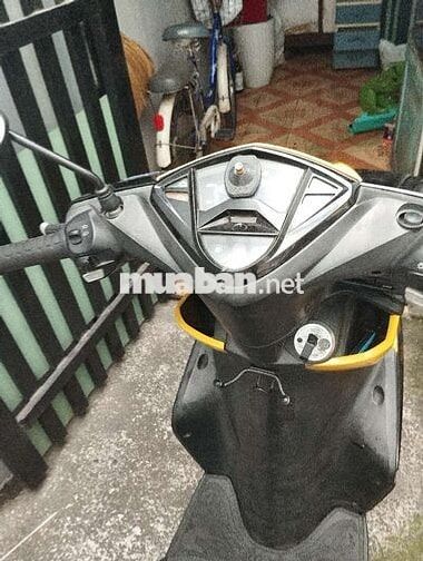Yamaha Luvias Đen vàng