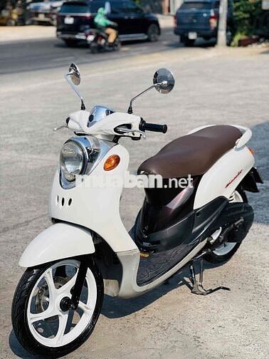 Yamaha Mio Classico màu Trắng biển 68