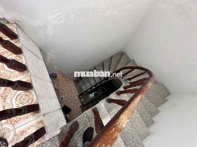 chính chủ cần bán nhà cách đường nguyễn ảnh thủ 100m diện tích 160m2