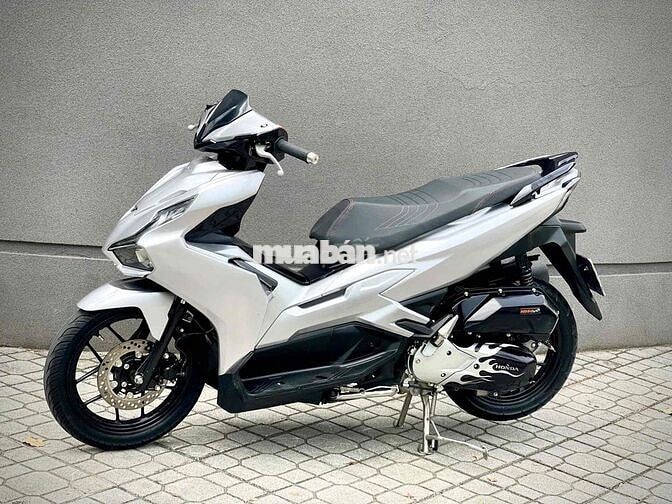 Honda Air Blade 4V 2024 Bạc 13k km
