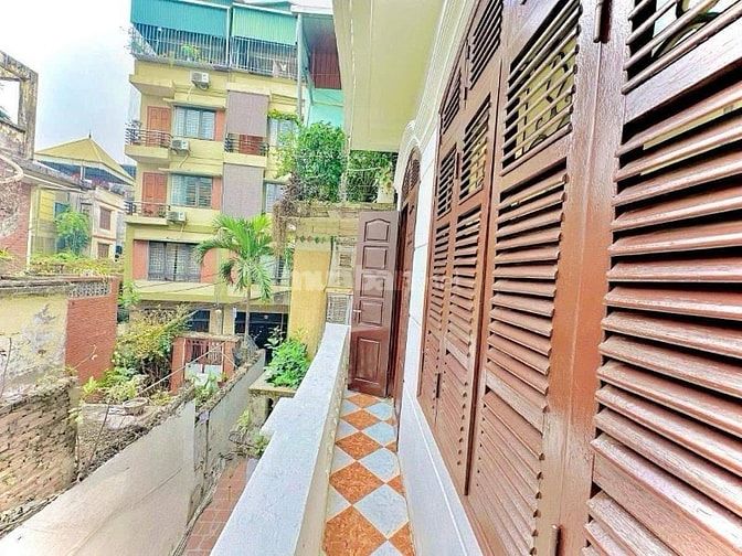 Bán Nhà Trương Định, Hoàng Mai 35m, 4 tầng, mt 4.6m, giá 8.8 tỷ.