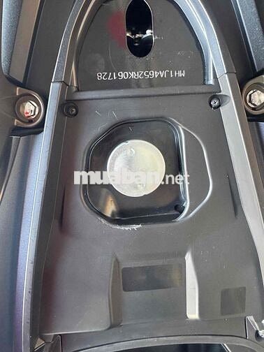 Honda Vario 125cc 12-2025 Chạy 1.600Km Siêu Lướt