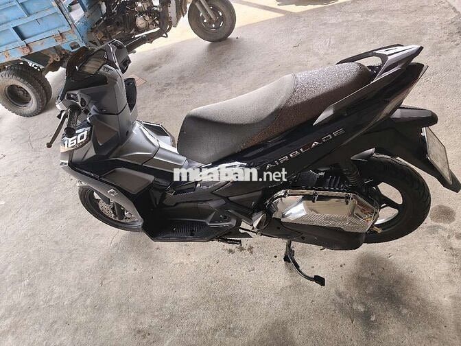 Honda Air Blade 160 Xanh đen