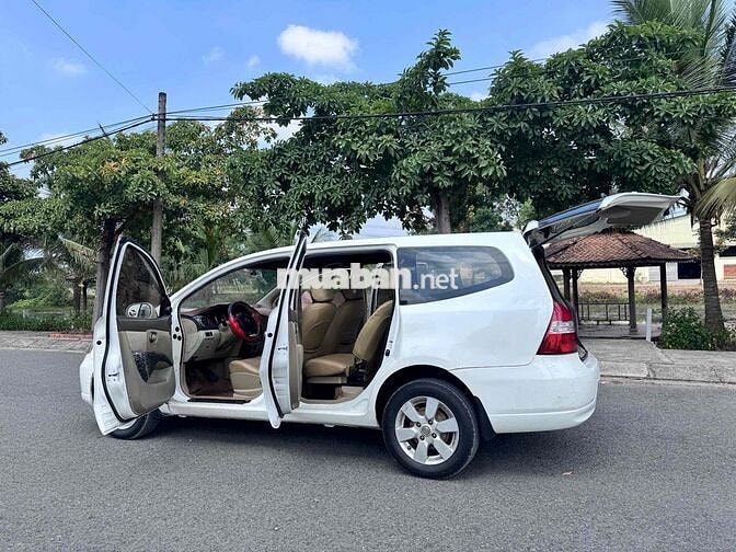 Nissan Livina 2012 - 29 km