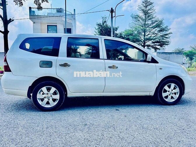 Nissan Livina 2012 - 29 km