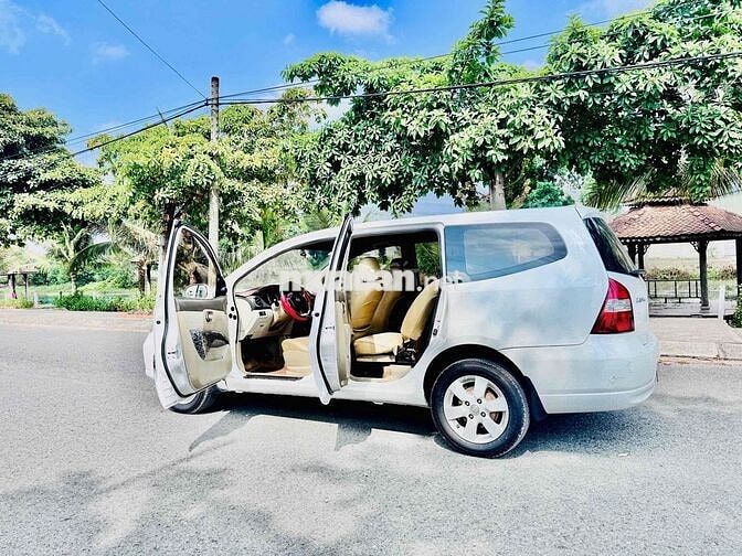 Nissan Livina 2012 - 29 km
