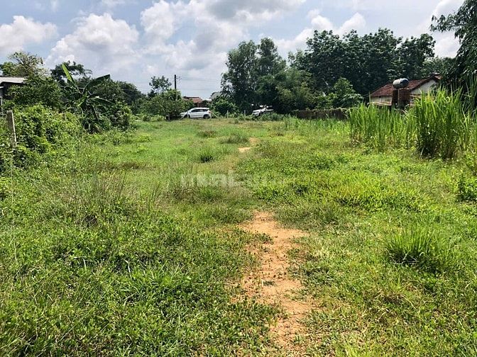 Bán lô đất 1 sẹc cách đường Hưng Thuận 100m, ngang 23.5m, có 400m đất 