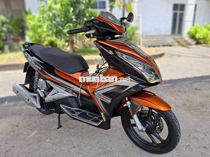 Honda AB 125 Fi Cam đen
