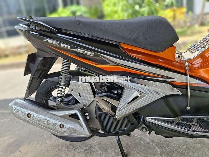 Honda AB 125 Fi Cam đen