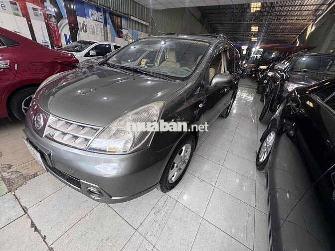 Nissan Grand Livina 2011 Xám