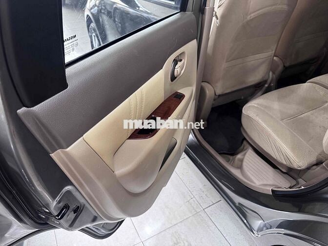 Nissan Grand Livina 2011 Xám