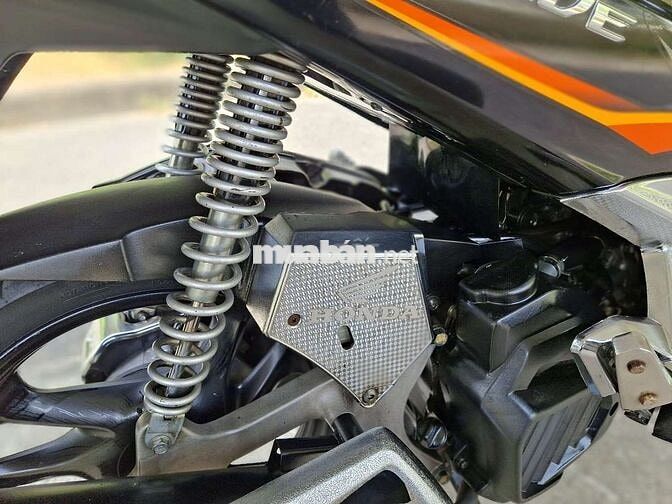 Honda AB 125 Fi Cam đen