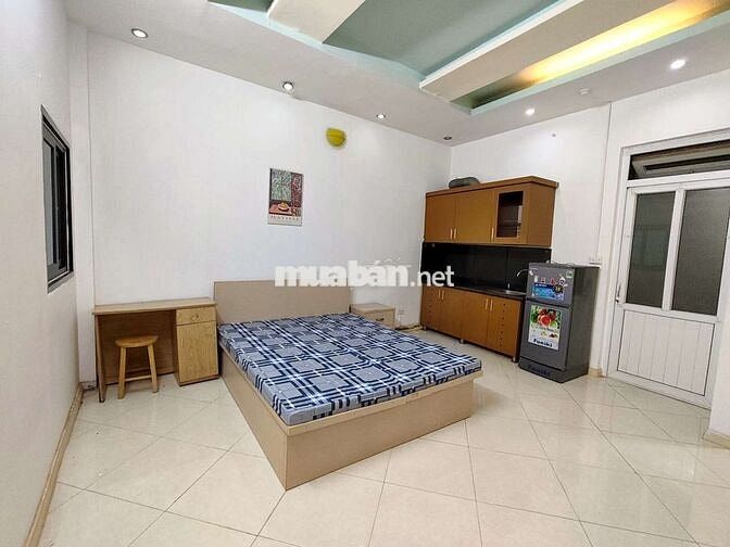 CHÍNH CHỦ THANG MÁY 30M2 NGÕ Ô TÔ TRÁNH THOÁNG MÁT