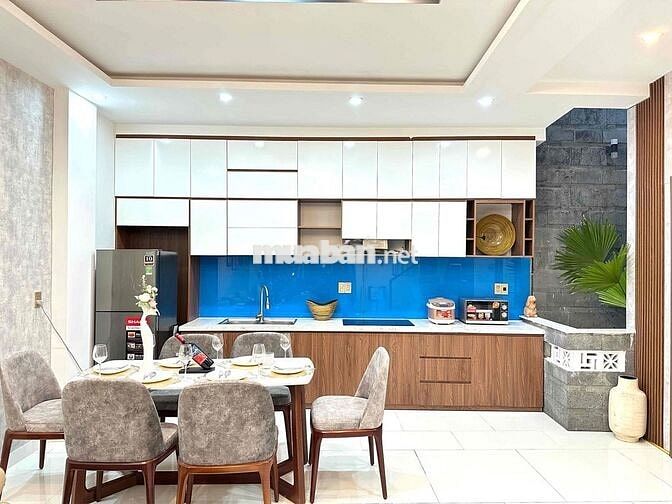 Cho thuê nhà 3 Tầng Kiệt 4m Trần Cao Vân