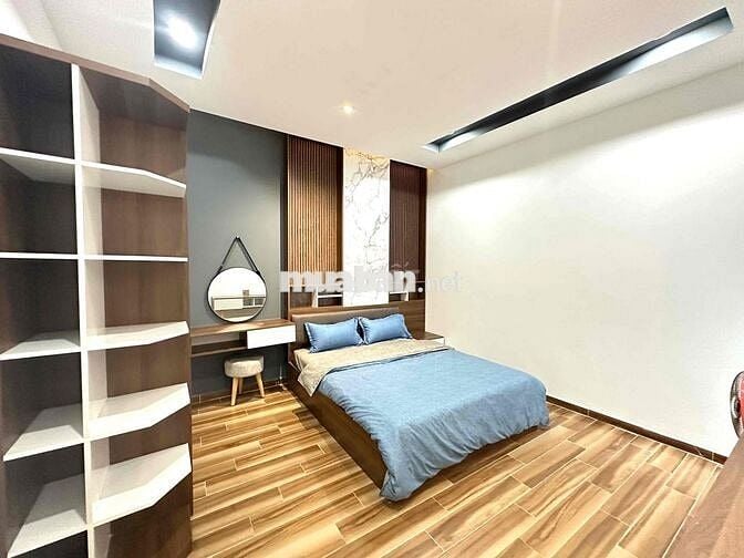 Cho thuê nhà 3 Tầng Kiệt 4m Trần Cao Vân