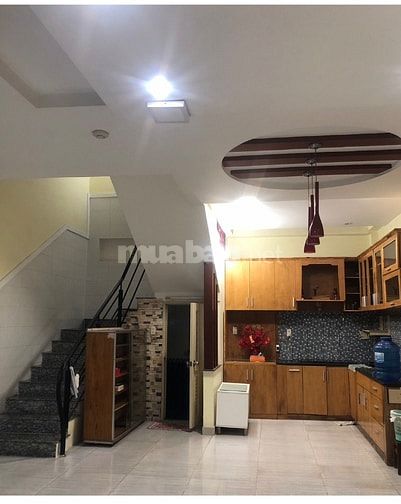 NHÀ ĐẸP VỊ TRÍ THUẬN TIỆN GẦN KHU SÂN BAY TSN 