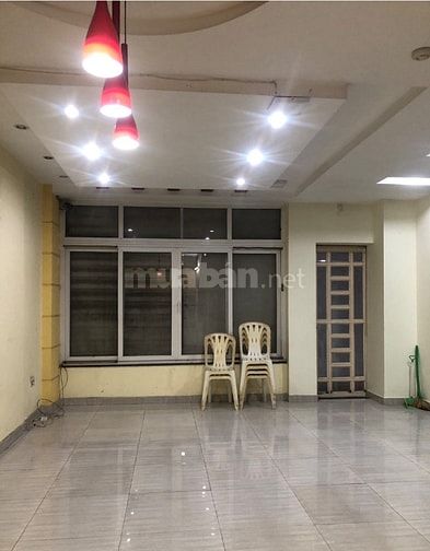 NHÀ ĐẸP VỊ TRÍ THUẬN TIỆN GẦN KHU SÂN BAY TSN 
