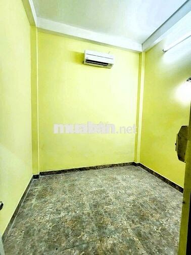 Cho thuê nhà hxh đường số 9 Linh Tây ngang 8m rộng hiếm thoáng