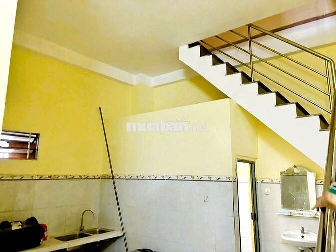 Cho thuê nhà hxh đường số 9 Linh Tây ngang 8m rộng hiếm thoáng