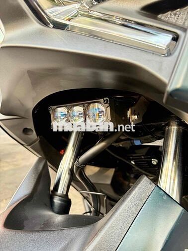 Yamaha Xmax 300 2024 Xanh đen 9000 km