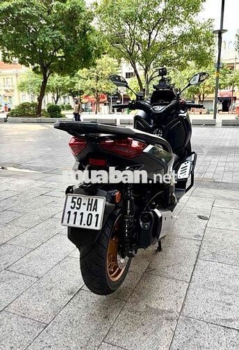 Yamaha Xmax 300 2024 Xanh đen 9000 km