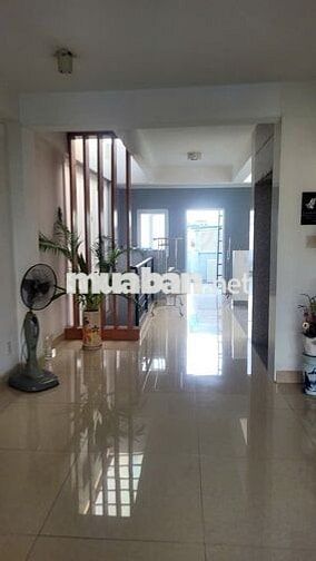 BÁN NHÀ HẺM XE TẢI ĐƯỜNG BÀNH VĂN TRÂN QUẬN TÂN BÌNH