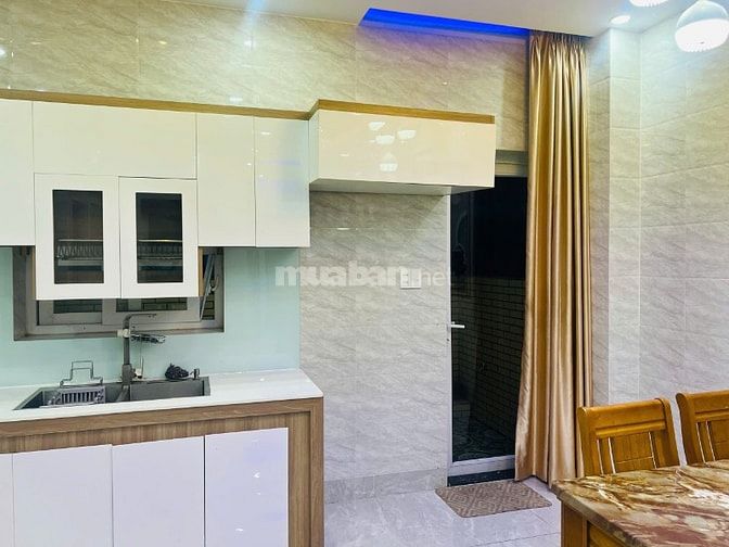 Nhà mới, nội thất full, chính chủ làm để ở nên tâm huyết