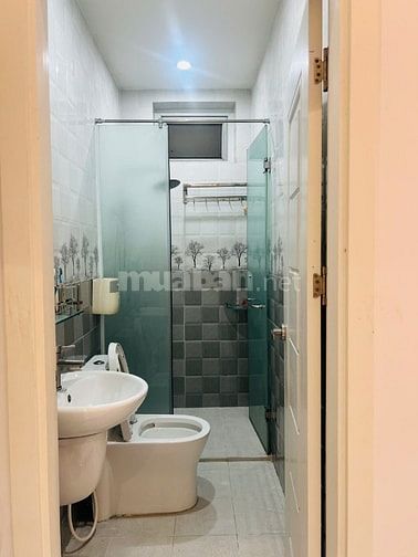 Nhà mới, nội thất full, chính chủ làm để ở nên tâm huyết