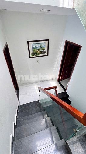 Nhà đẹp 4 tầng+ST Nguyễn Chí Thanh 6PN chỉ 7.1 tỷ