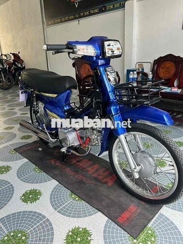 Honda Dream Super Xanh