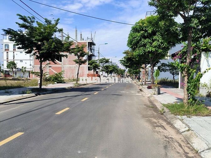 Cô Nhi Chính Chủ Bán Đất Nam Hòa Xuân Khu Đầm Sen B2.132 Giá 4 Tỷ