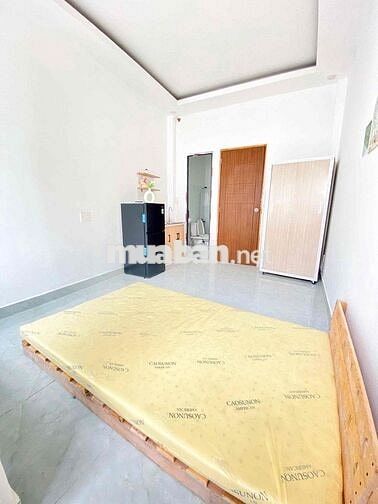 Phòng Studio ban công cửa sổ trời - Phan Chu Trinh BT