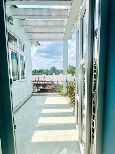 Cho Thuê Nhà Trệt Lầu Gốc 2 Mặt Tiền KDC CTY 8