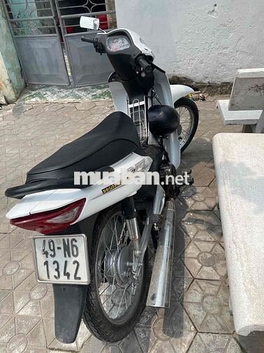 Honda Wave RSX màu Trắng
