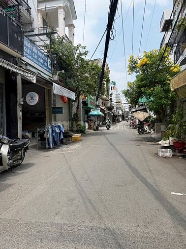 Siêu Vị Trí -5 Tầng - Huỳnh Tấn Phát - Quận 7 - Chỉ 11 TỶ 6