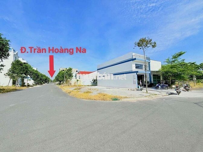 BÁN NỀN GÓC 3MẶT TIỀN VIP ĐƯỜNG D13-D5 , KDC HỒNG LOAN