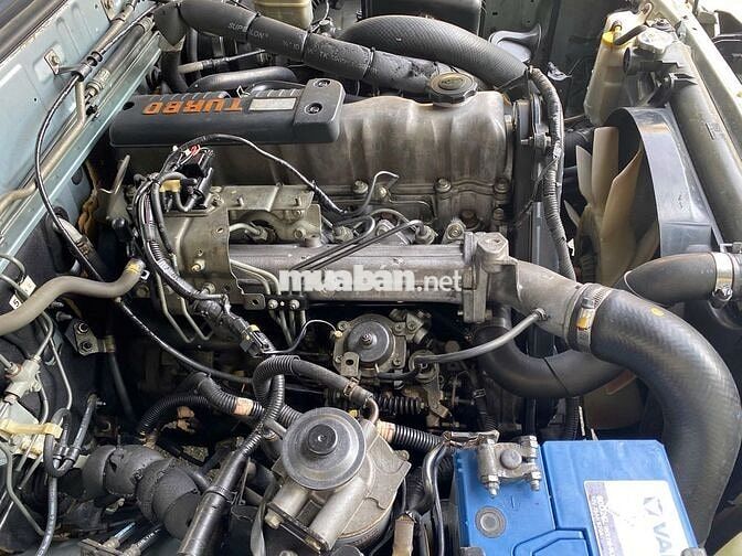 Gia đình bán xe Ford Everest máy dầu đời 2005