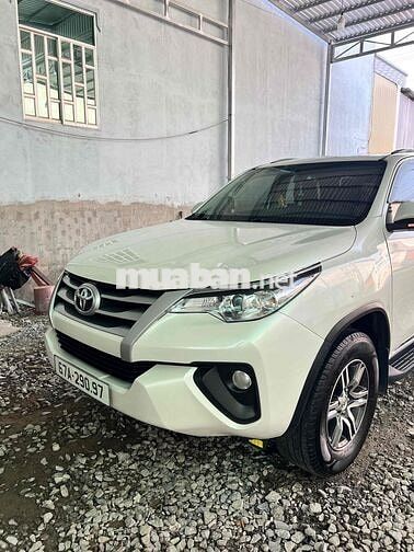 Toyota Fortuner 2017 Trắng cần bán