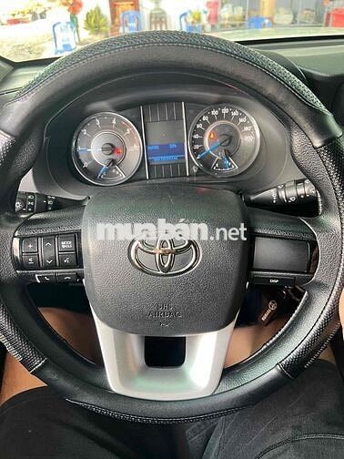 Toyota Fortuner 2017 Trắng cần bán