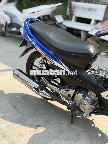 Suzuki Axelo màu Xanh biển 83 áo đẹp