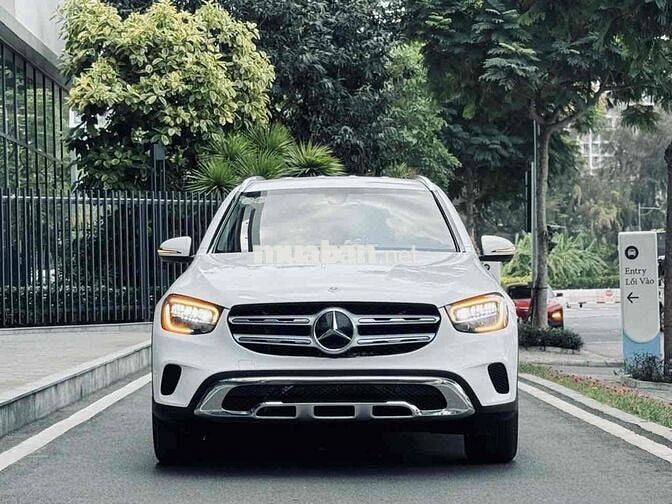 Mercedes GLC200 V1 2022 30.000 km Trắng