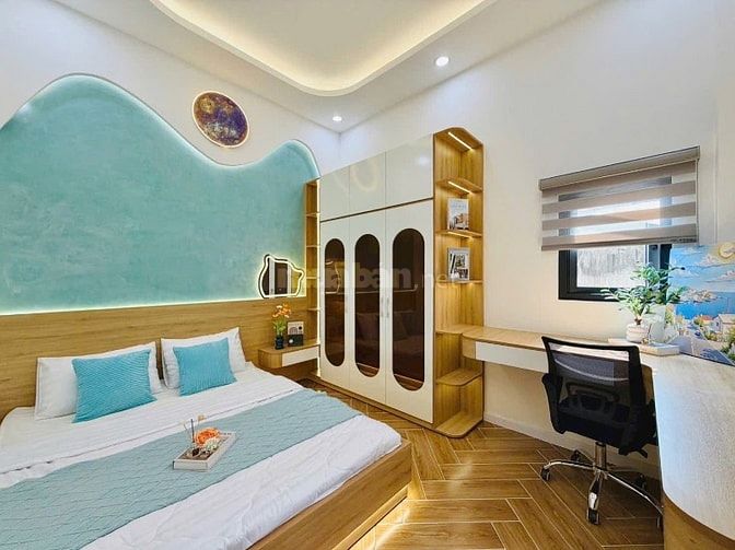 Cần bán gấp nhà Thích Quảng Đức, Phú Nhuận DT 3tỷ080/42m2 có sổ sẵn