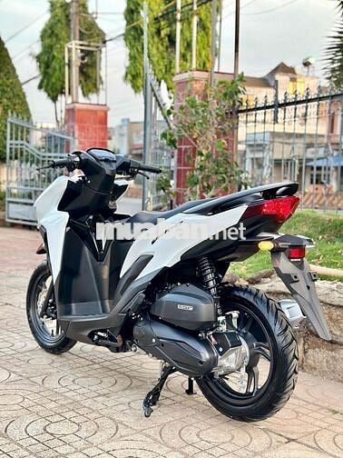 Honda Vario 125 2024 Trắng đen 2.000km